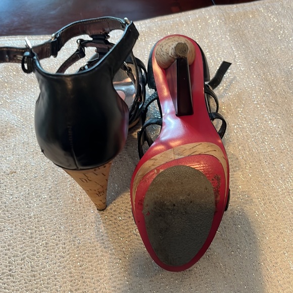 Funky Pink Bottom Paris Hilton Heels - Picture 5 of 5